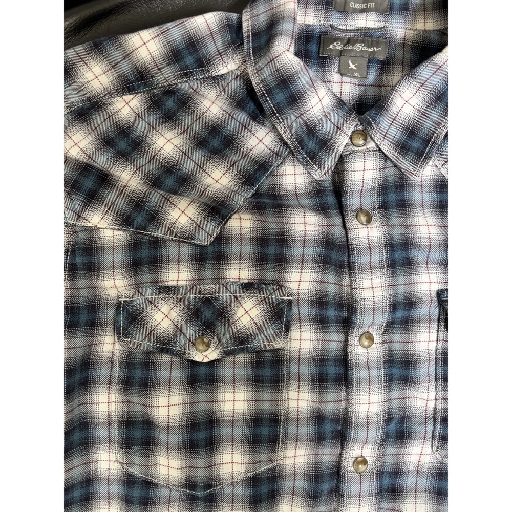Eddie Bauer Button Down Shirt XL Blue Classic Fit Plaid Long Sleeve‎ Pearl Snaps